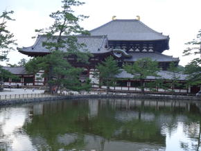 Todai-ji Temple  (Nara City)