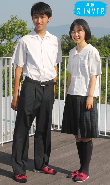 https://www.naragakuen.ed.jp/info/images/pict_uniform_summer_01.jpg