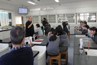 第２回「奈良学塾」小学生対象「科学教室」が開催されました。