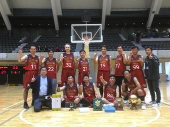 本校教員が第10回全日本クラブスーパーシニアバスケットボール交歓大会で活躍しました