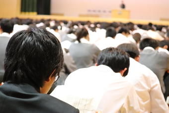 生徒大会が開催されました。