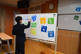 【図書委員会】SDGsのワークショップを体験