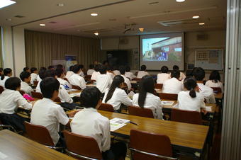 大阪府立環境農林水産総合研究所の「水産技術センター」で学外サイエンス学習を行いました