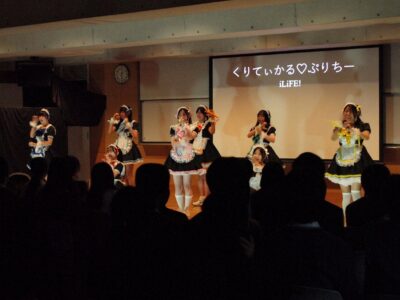 DANCE＆VOCAL部が「新入生歓迎・春のコンサート」を行いました